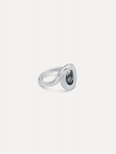 Oscar de la Renta Looped Oval Ring