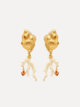 Oscar de la Renta Seashell and Coral Clip-On Earrings