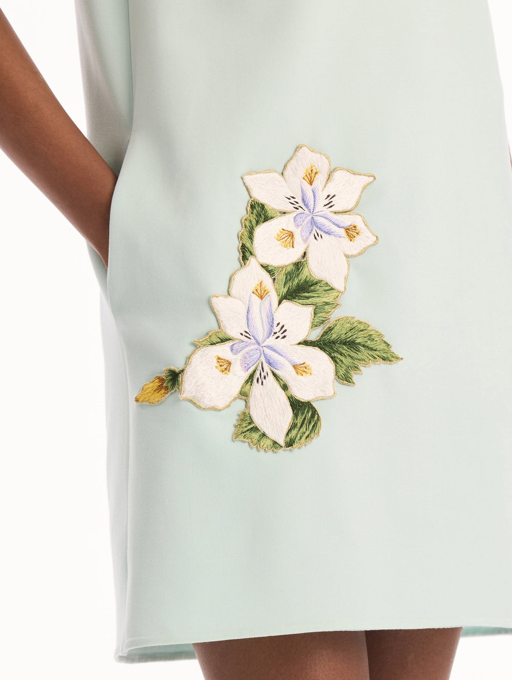 Oscar de la Renta Dominican Mixed-Floral Threadwork Shift Dress