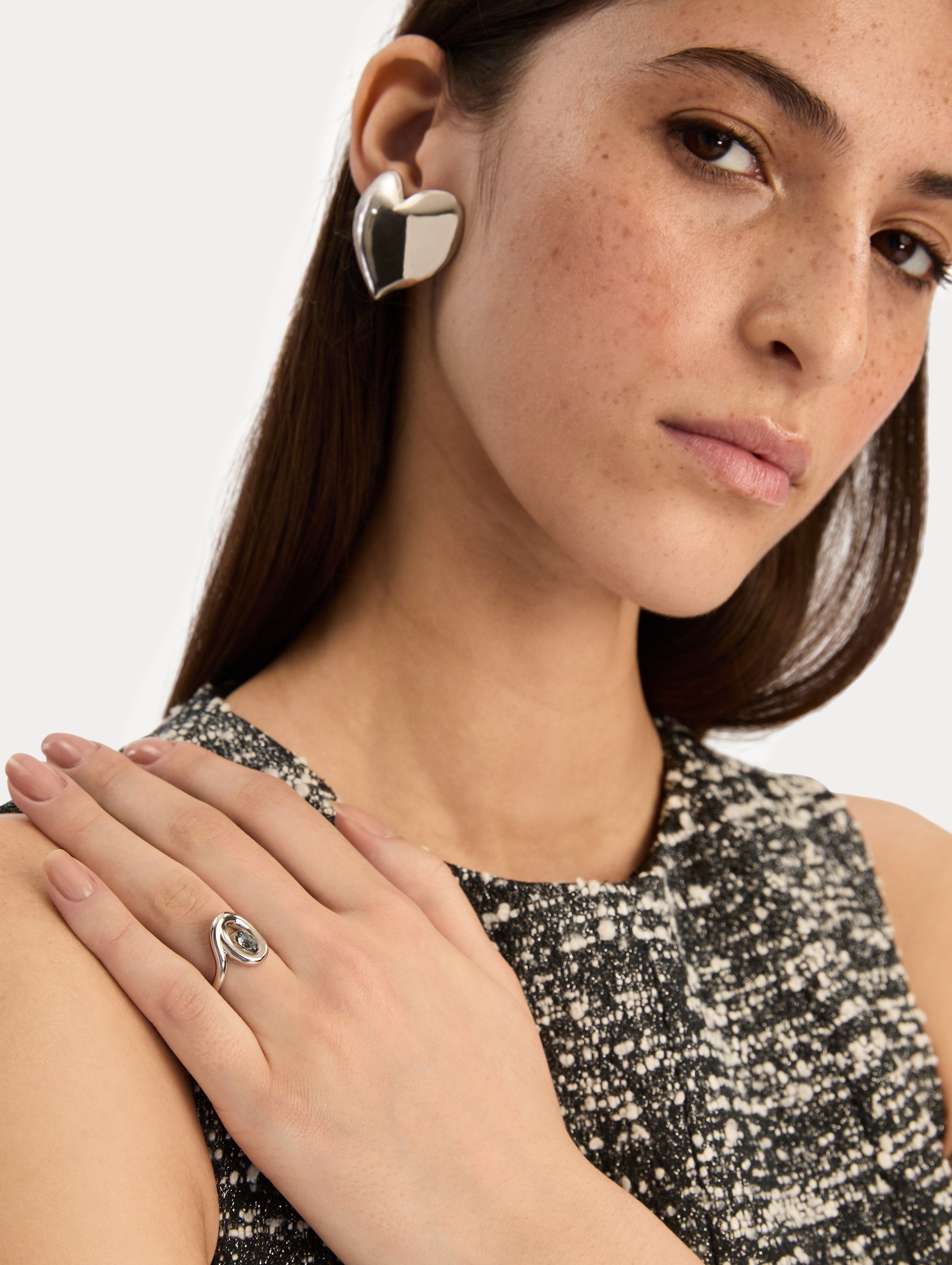 Oscar de la Renta Heart Clip-On Earrings