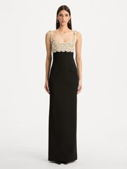 Oscar de la Renta Mother of Pearl Embroidered Sleeveless Gown