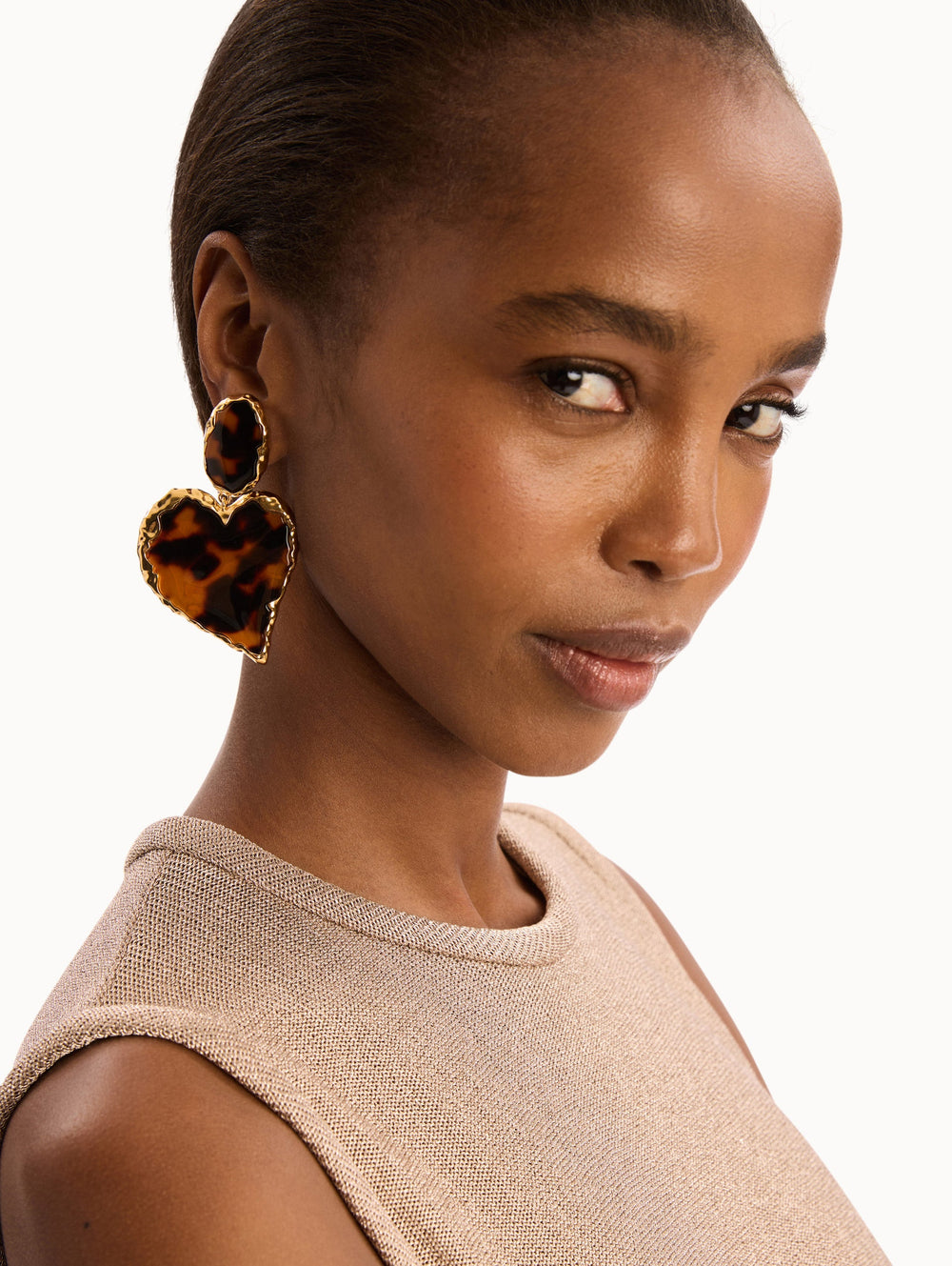 Oscar de la Renta Tortoise Stone Heart Clip-On Earrings