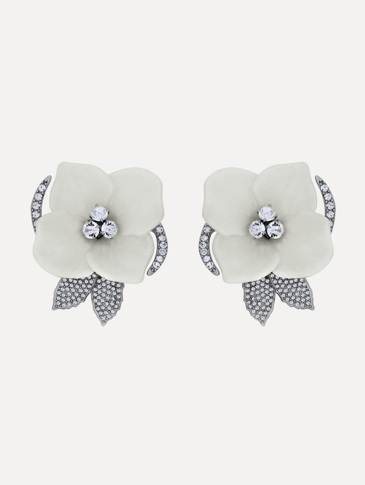 Oscar de la Renta Pearl Blossom Clip-On Earrings