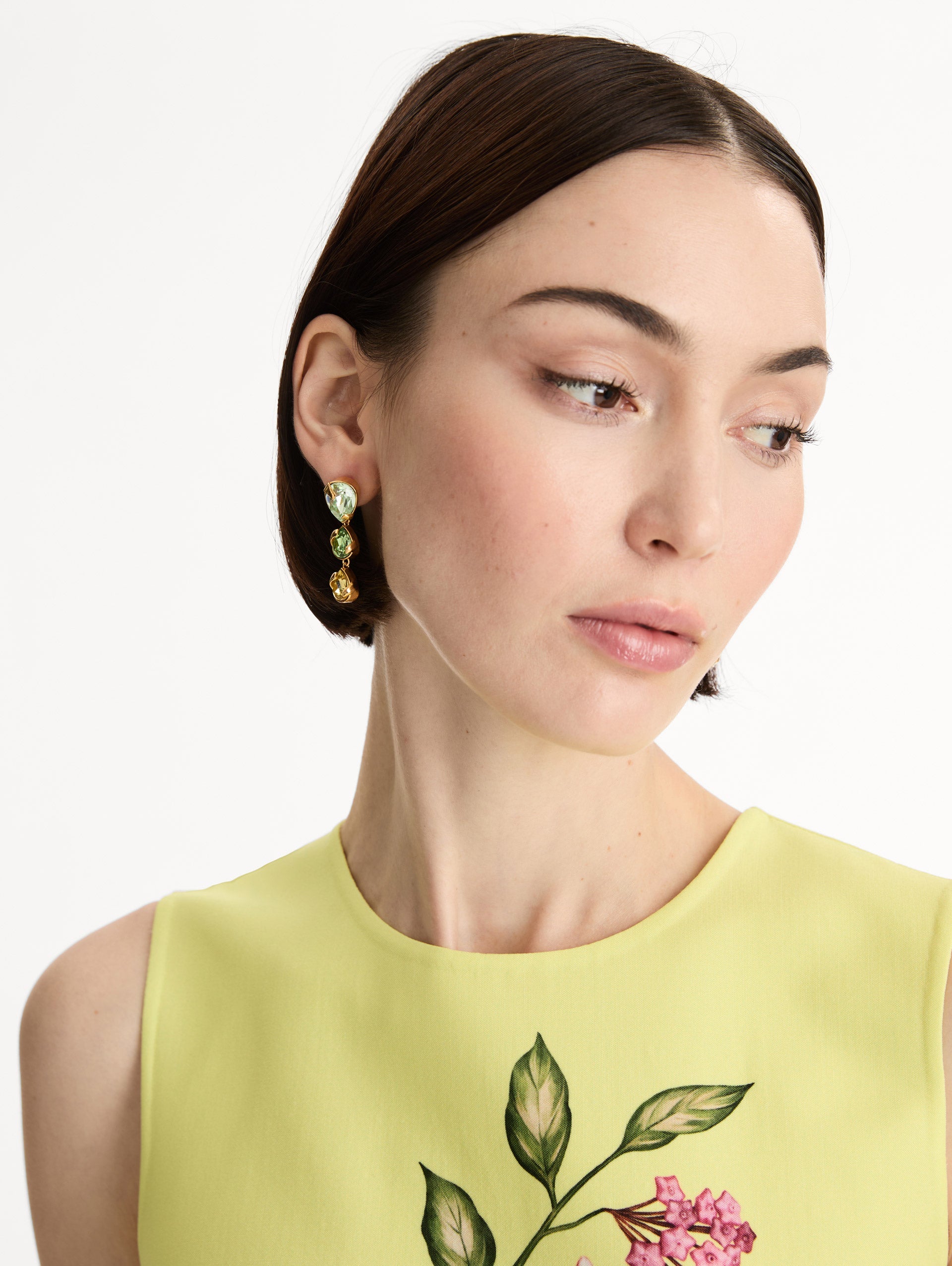 Oscar de la Renta Pear-Cut Drop Earrings