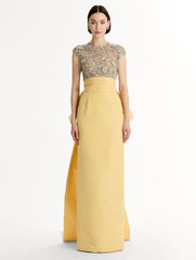 Oscar de la Renta Porcelain Flower Embroidered Short-Sleeve Gown