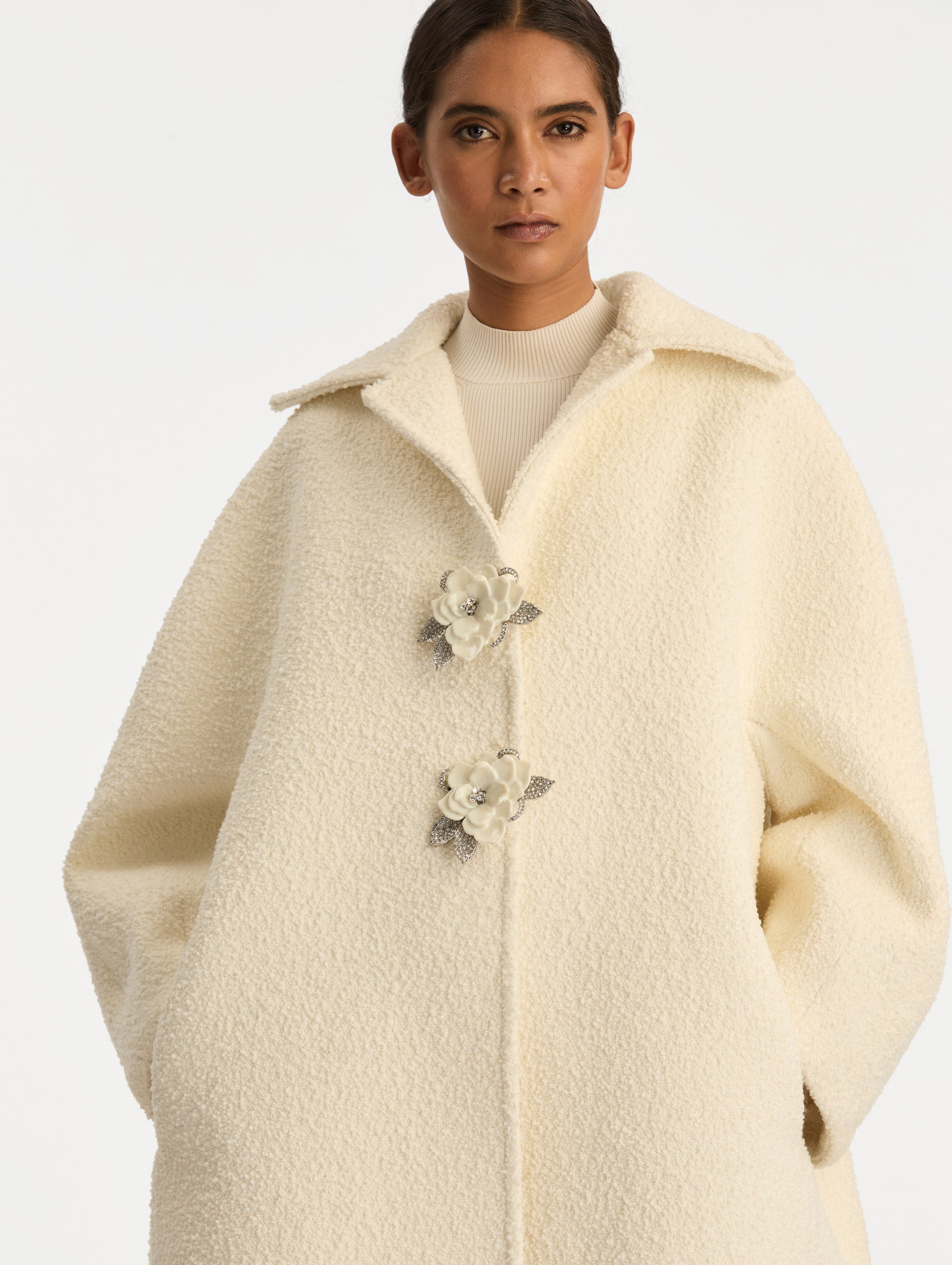Oscar de la Renta Floral Button Bouclé Tweed Coat