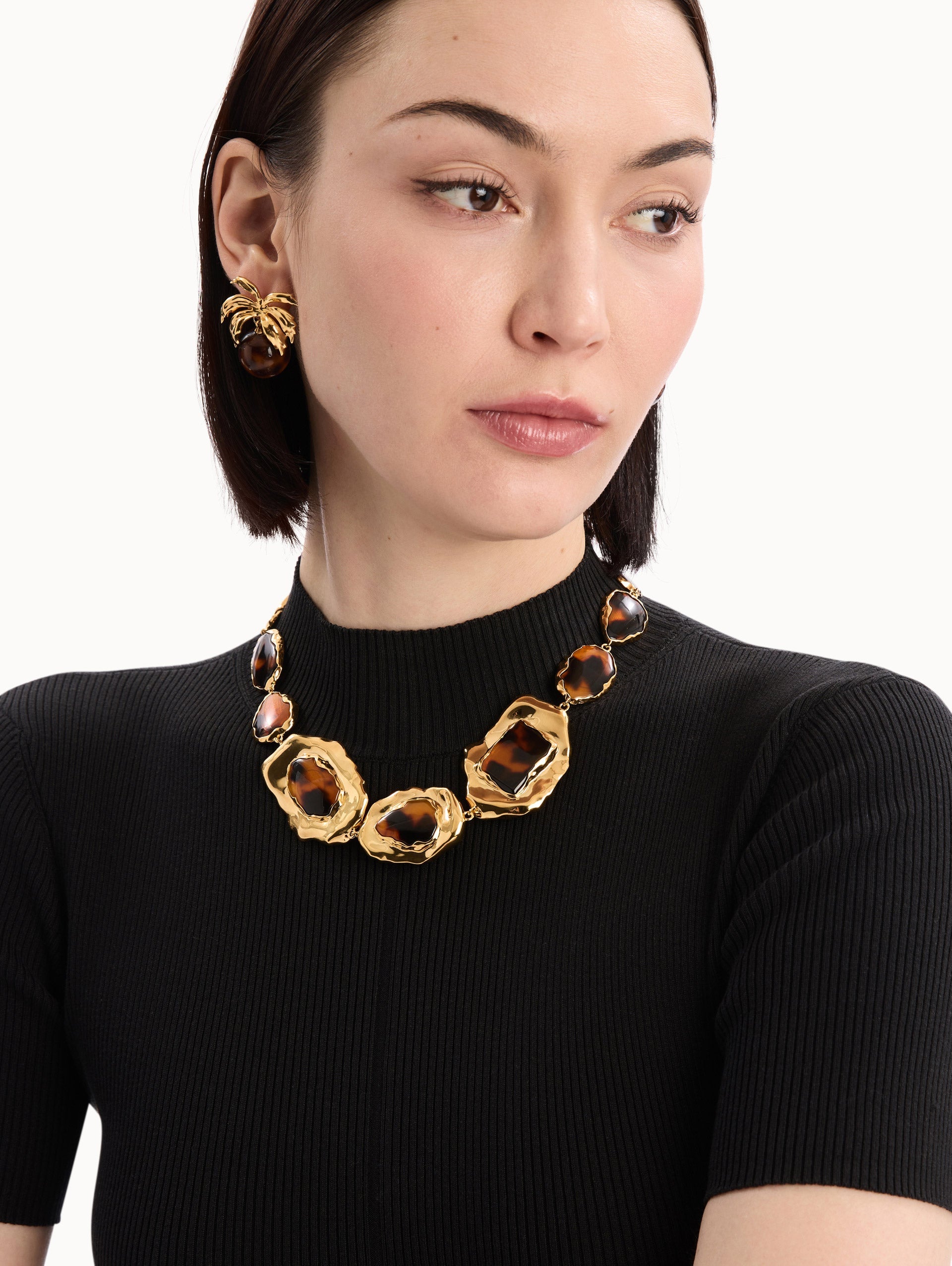 Oscar de la Renta Tortoise Stone Collar Necklace