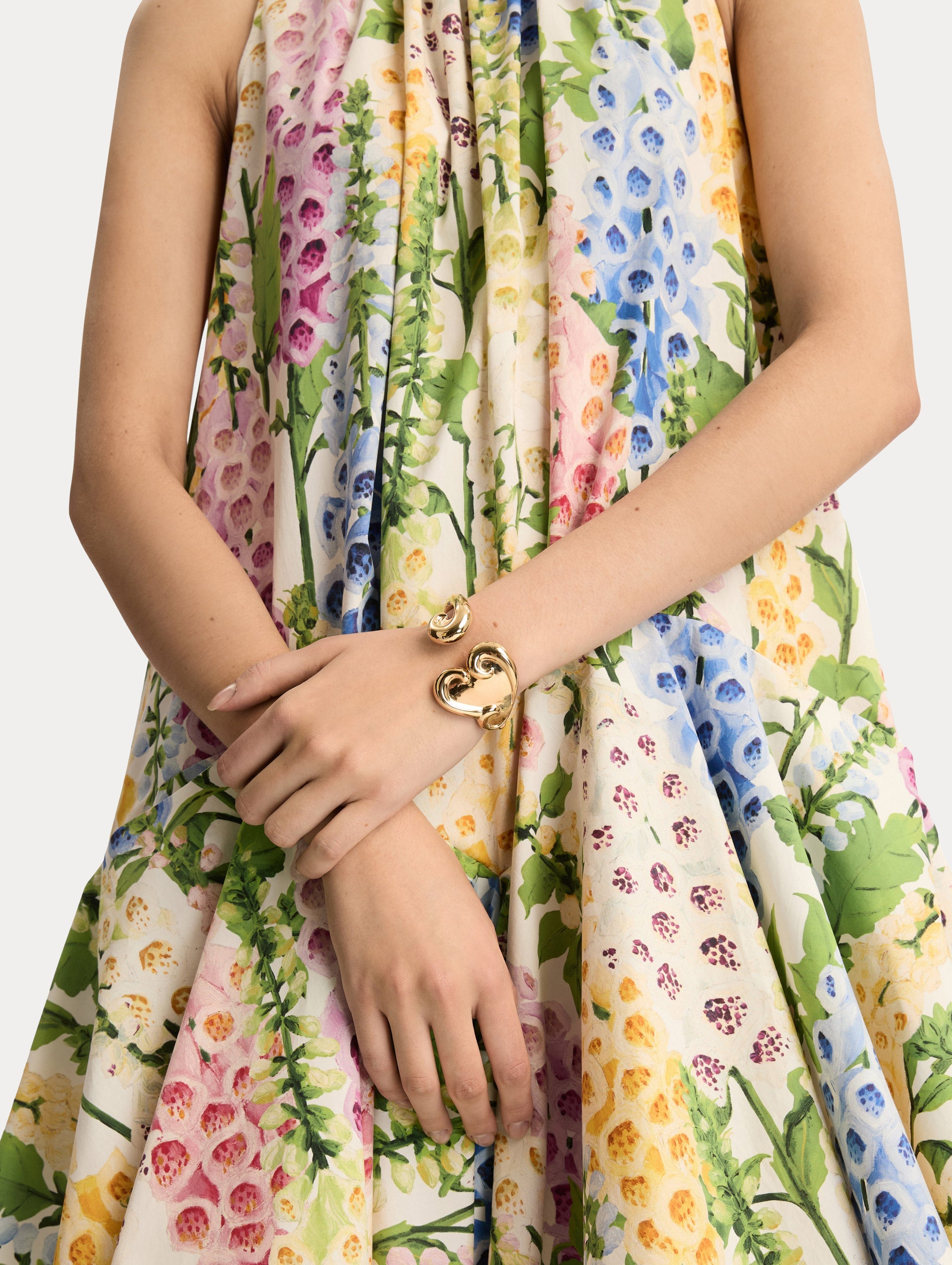 Oscar de la Renta Swirl Heart Cuff Bracelet