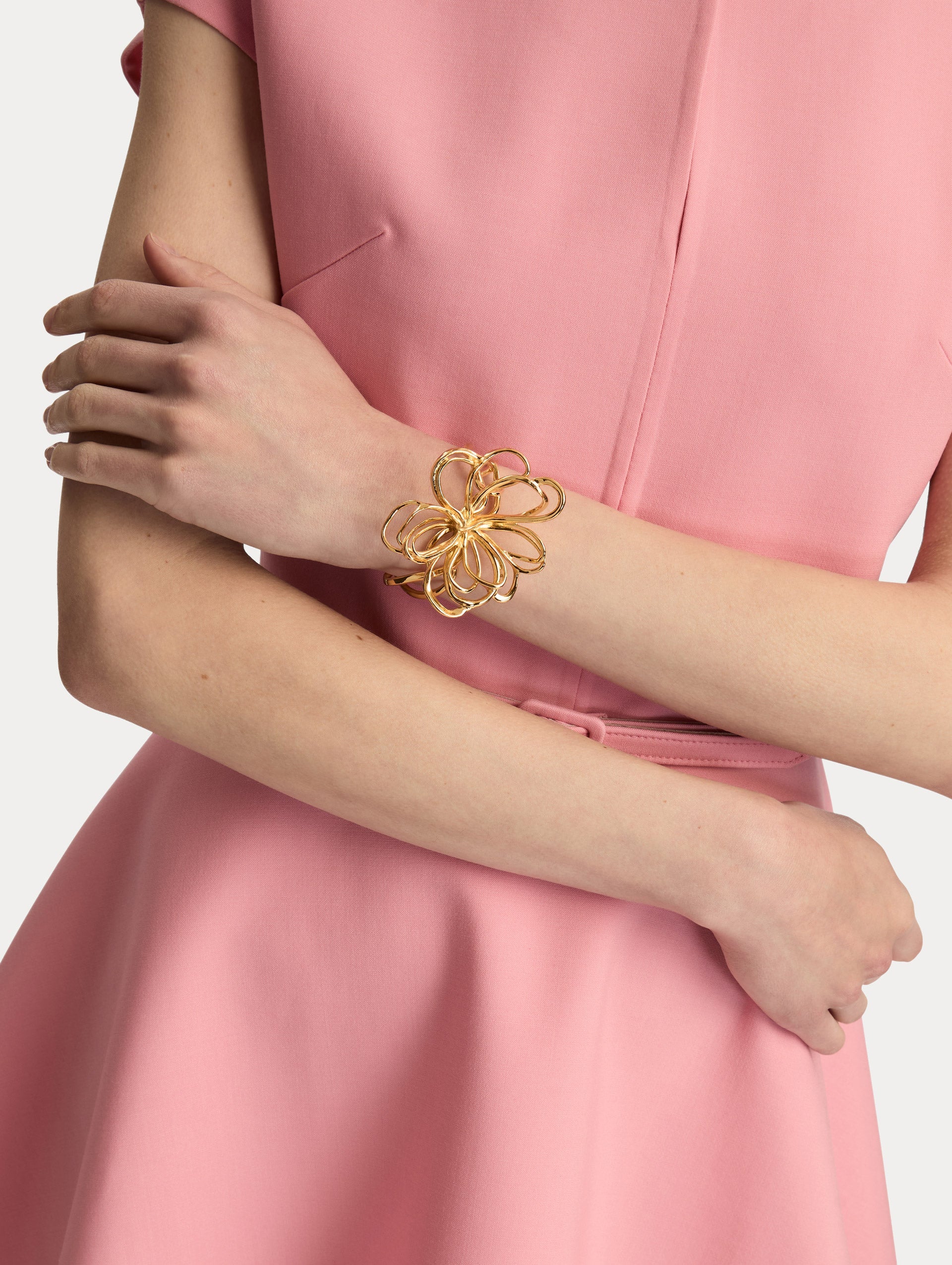 Oscar de la Renta Threaded Flower Cuff Bracelet