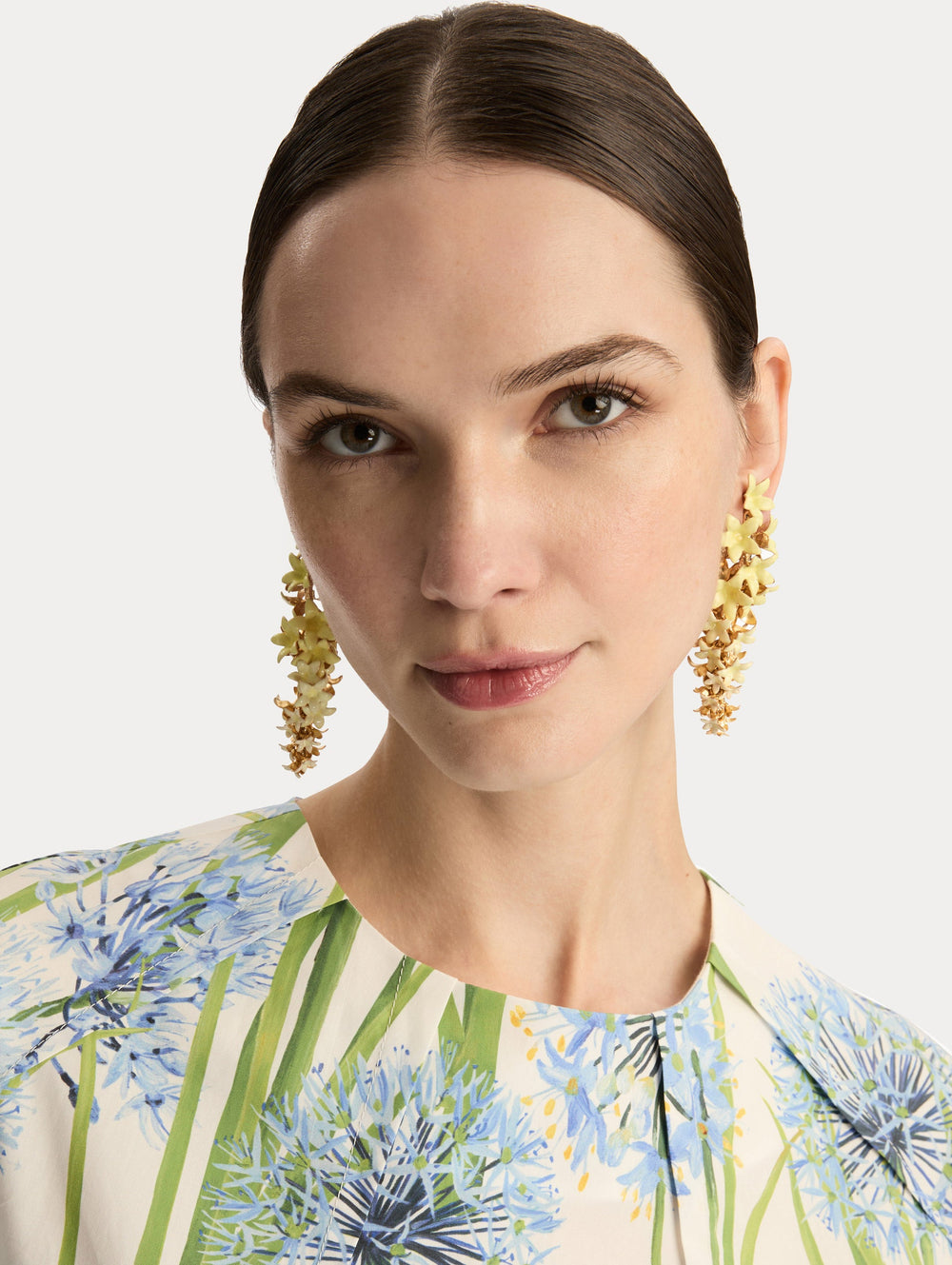Oscar de la Renta Foxglove Earrings