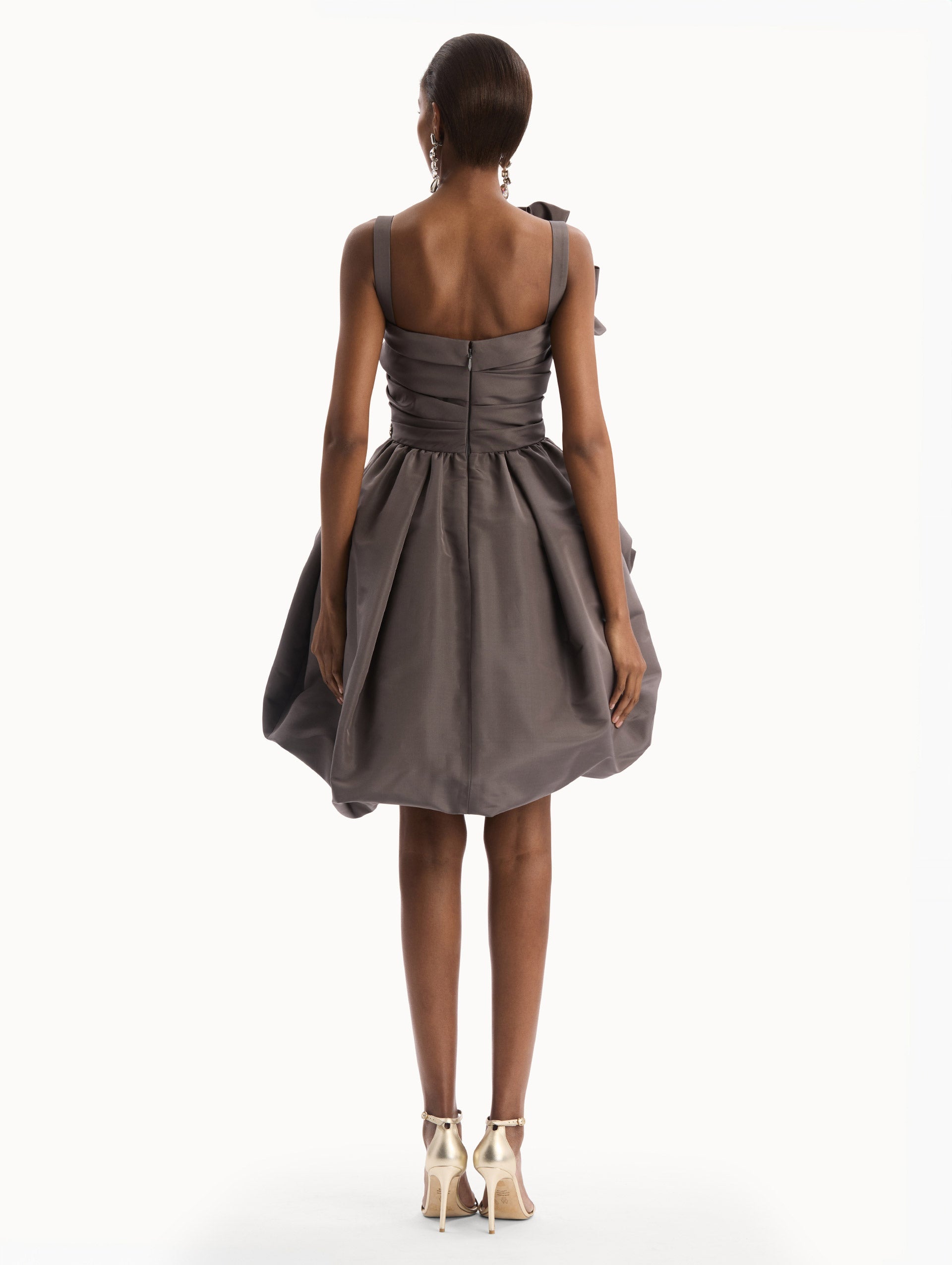 Oscar de la Renta Brooch Embroidered Cocktail Sleeveless Dress