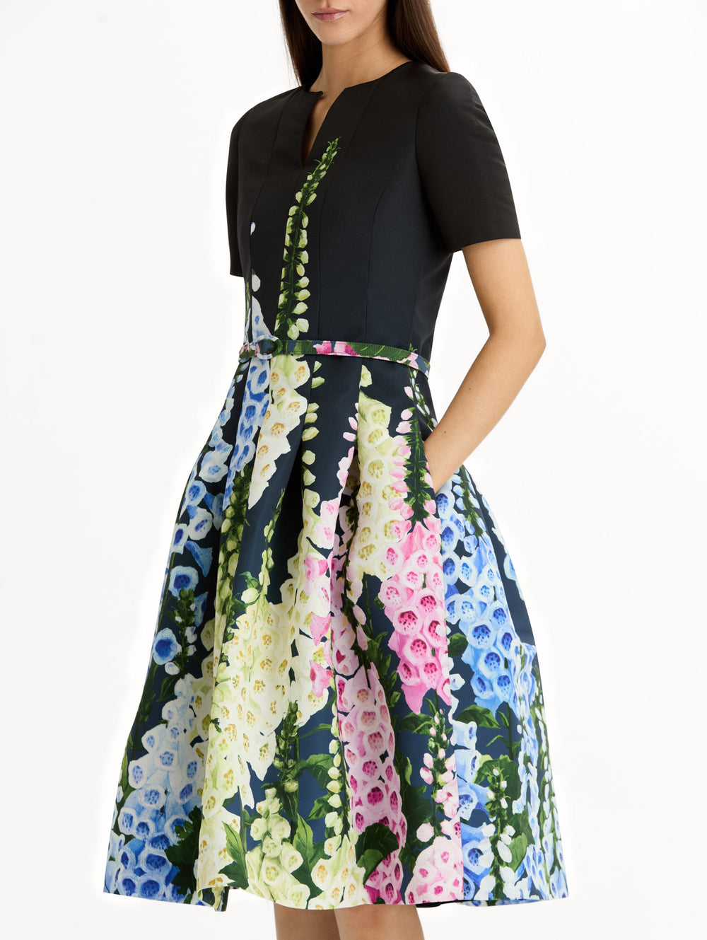 Oscar de la Renta Degradé Foxglove Split-Neck Dress