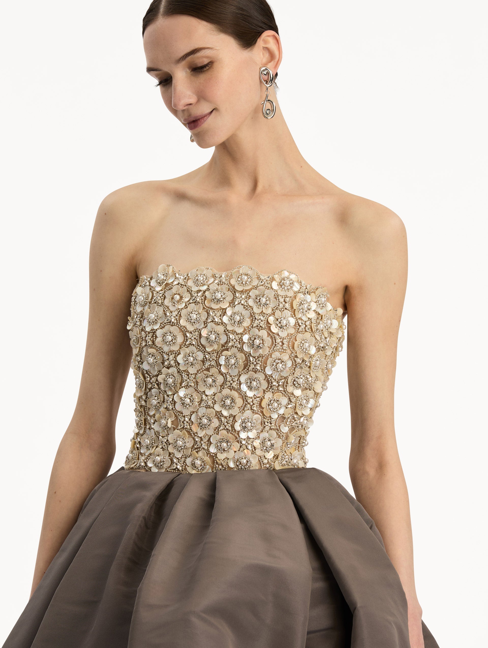 Oscar de la Renta Mother of Pearl Embroidered High-Low Gown