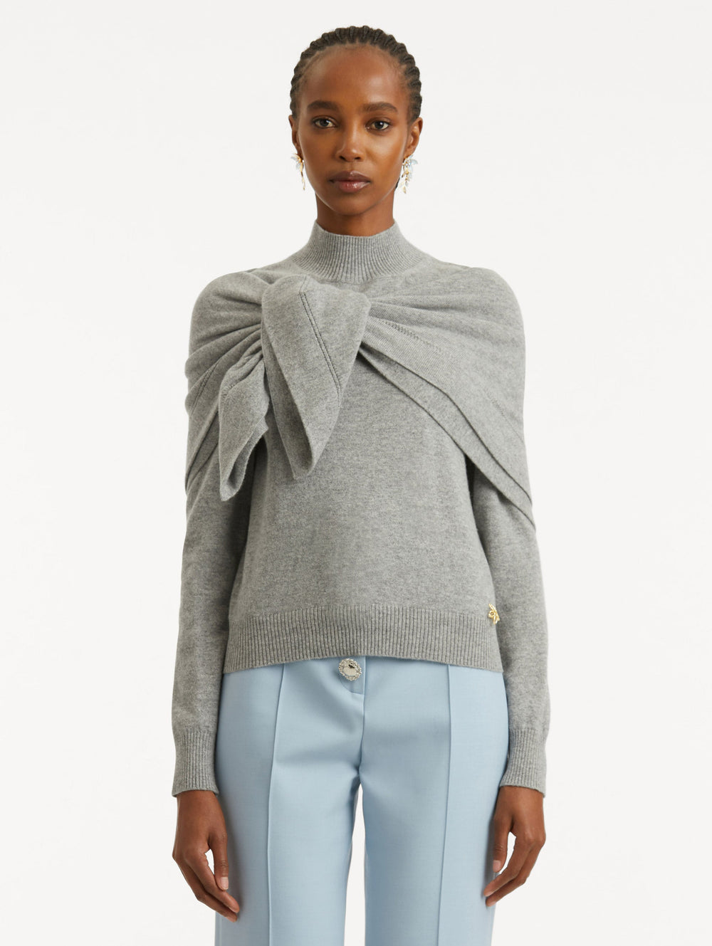Oscar de la Renta O Flower Cashmere Pullover with Scarf
