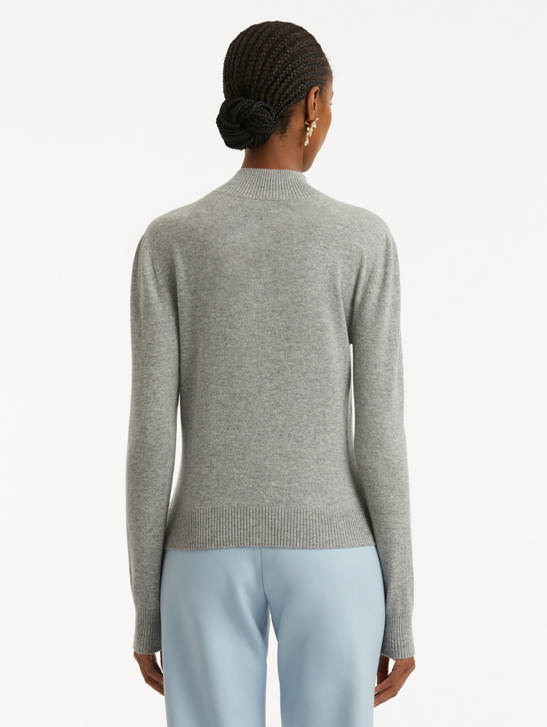 Oscar de la Renta O Flower Cashmere Pullover with Scarf