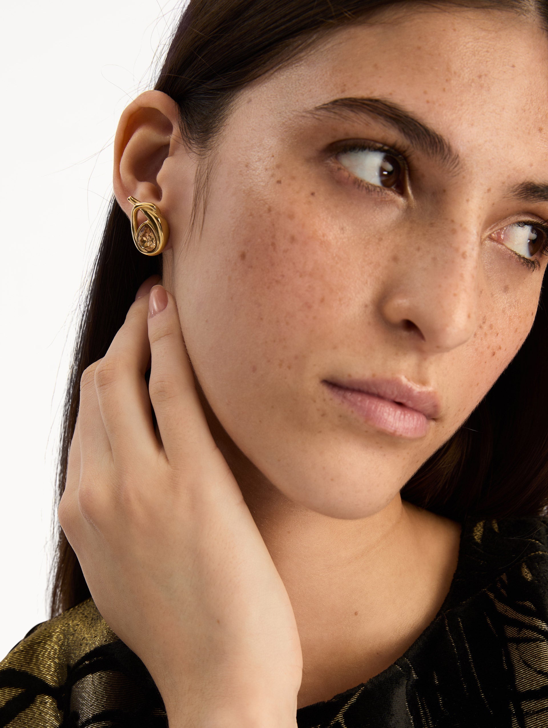 Oscar de la Renta Looped Teardrop Earrings
